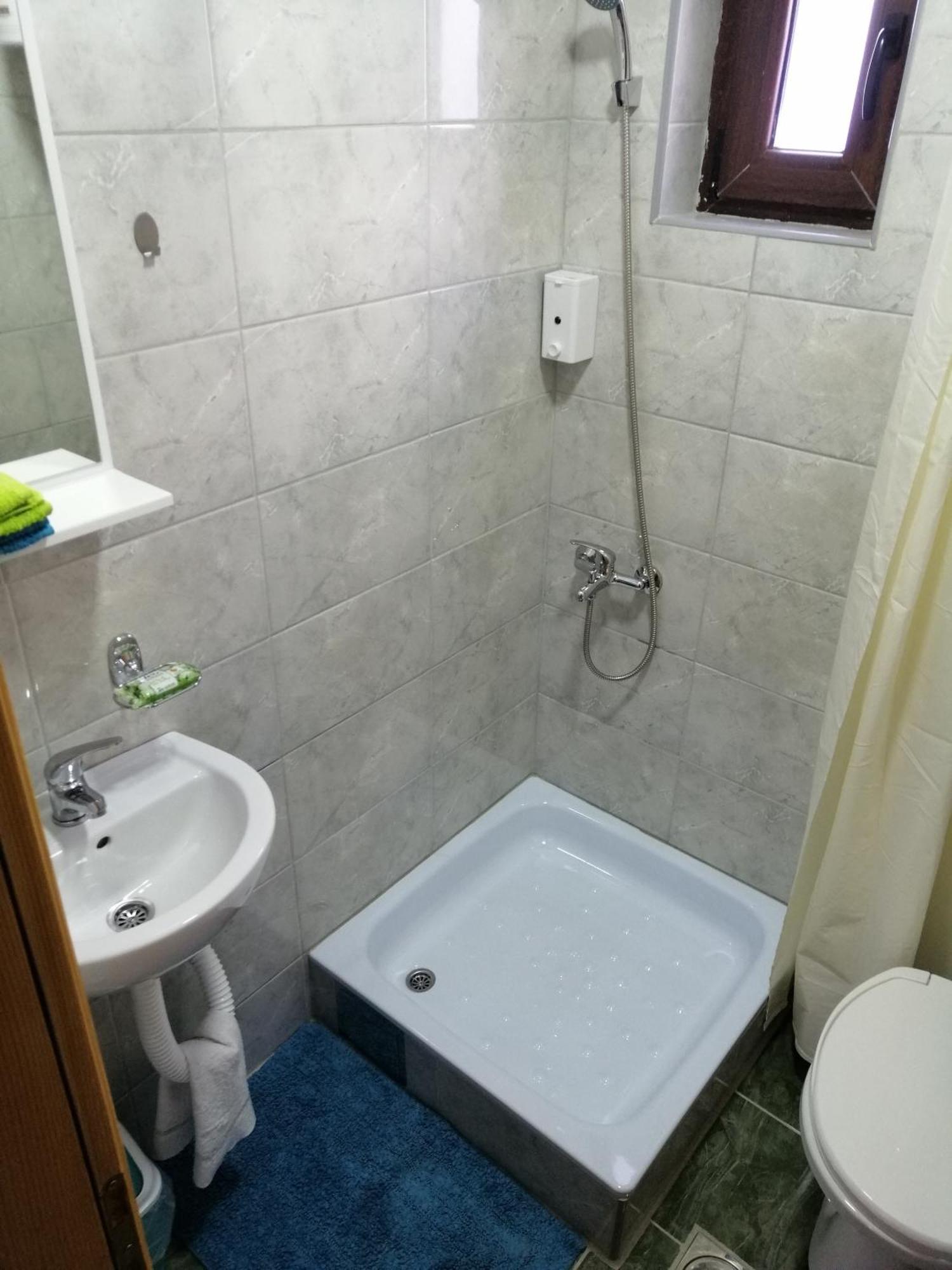 カルゲスケ・バレTarin Zovアパートメント 部屋 写真